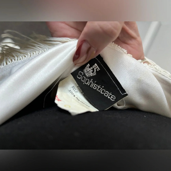 Vintage | JS Sophisticate | Tiered Cream/White Fringe Mini Dress | Size S (aprx) - Picture 9 of 10